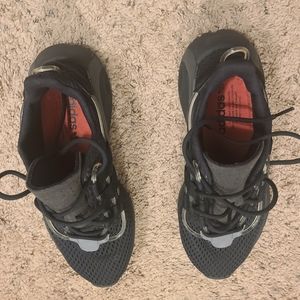 Adidas ozweego, Size 10, Black